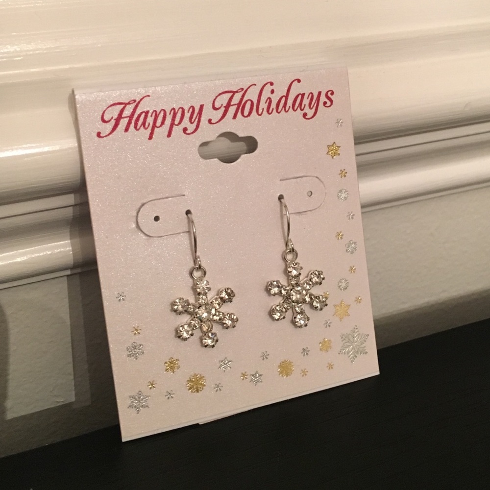Snowflake holiday earrings